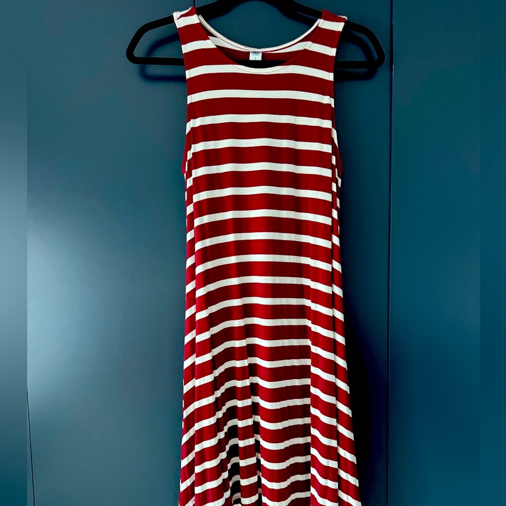 Old Navy striped burgundy and white tank dress size S